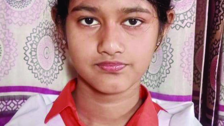 উদয়ন মেধাবৃত্তি পেল আনোয়ার আজিমের কন্যা আজমিন