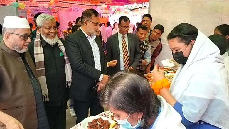 মীরসরাইয়ে আবুল কাশেম বালিকা উ চ্চ বিদ্যালয়ের তারুণ্য মেলা অনুষ্ঠিত।