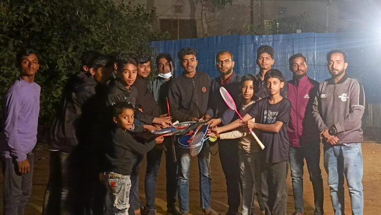 হিঙ্গুলীতে বিএনপি নেতা আবু সাঈদ বাবলু’র সহযোগিতায় ছাত্রদলের কর্মীদের মাঝে ক্রীড়া সামগ্রী বিতরণ।